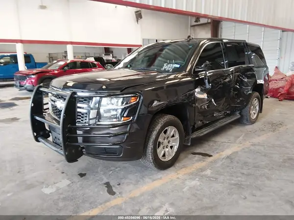 1GNLCDKCXGR326095 2016 CHEVROLET TAHOE - Image 2