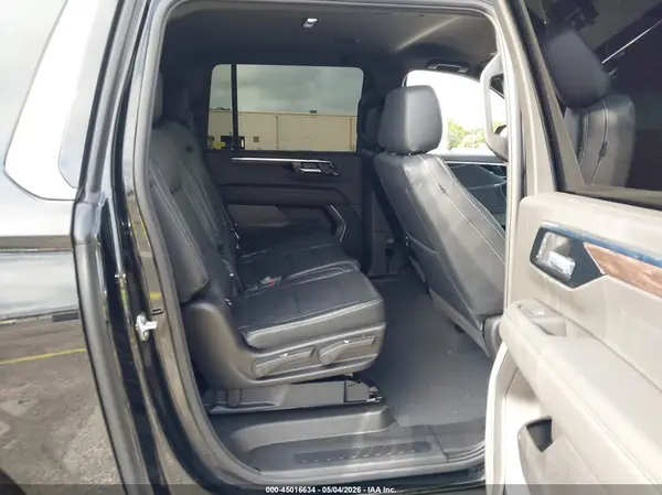1GNS5BKD4TR283550 2026 CHEVROLET SUBURBAN - Image 8