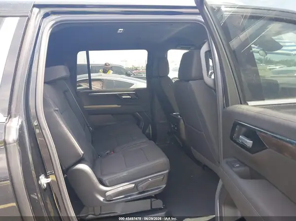 1GNS5BKD7TR329145 2026 CHEVROLET SUBURBAN - Image 8