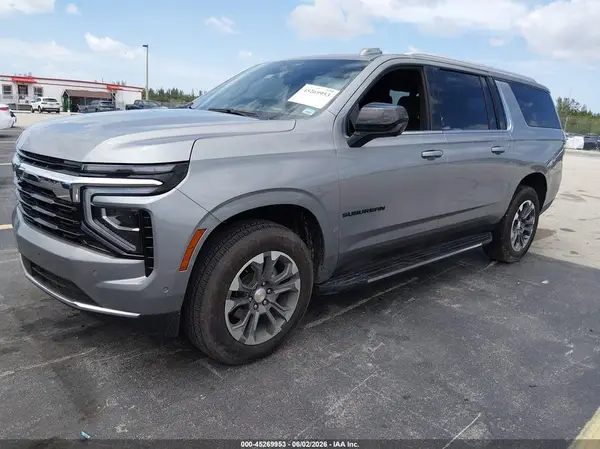 1GNS5BRD5SR337989 2025 CHEVROLET SUBURBAN - Image 2