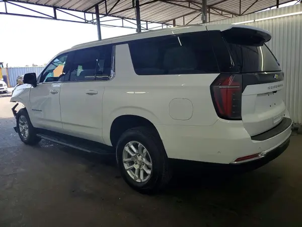 1GNS5CKD0TR398944 2026 CHEVROLET SUBURBAN - Image 2