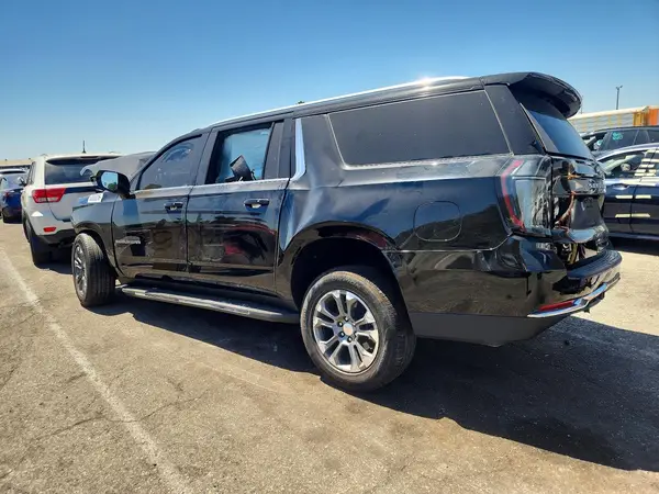 1GNS5CRD9SR208448 2025 CHEVROLET SUBURBAN - Image 2