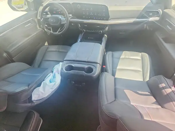 1GNS5EKD4TR137585 2026 CHEVROLET SUBURBAN - Image 8