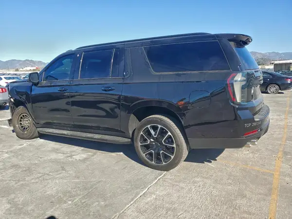 1GNS5ERD8SR260973 2025 CHEVROLET SUBURBAN - Image 2