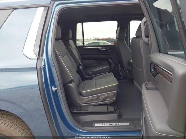 1GNS5FKDXTR296519 2026 CHEVROLET SUBURBAN - Image 8