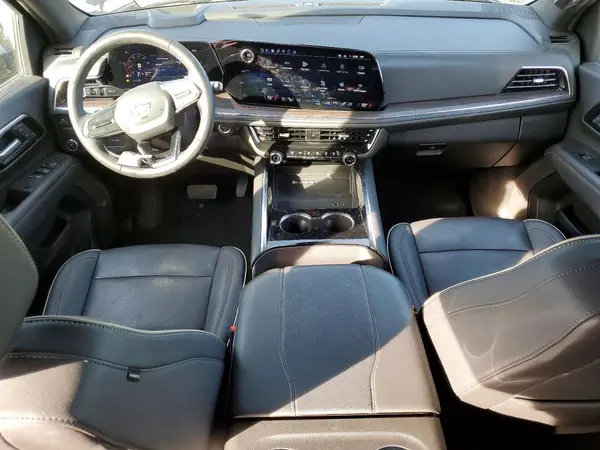 1GNS5FRD0SR340208 2025 CHEVROLET SUBURBAN - Image 8