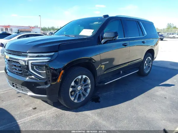 1GNS5MRD1SR123030 2025 CHEVROLET TAHOE - Image 2