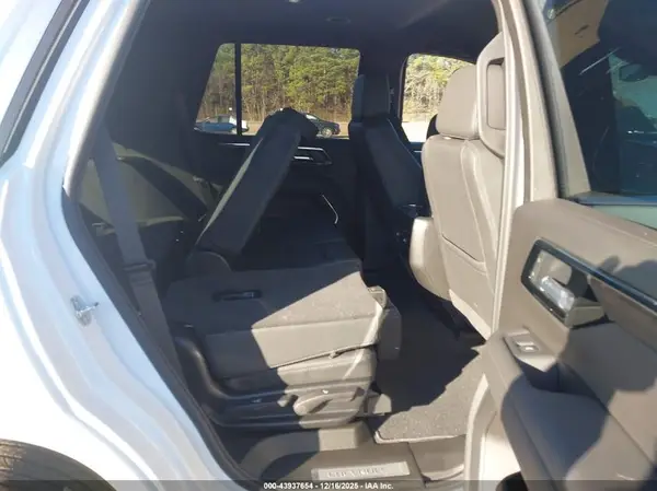 1GNS5NKD3TR177656 2026 CHEVROLET TAHOE - Image 8