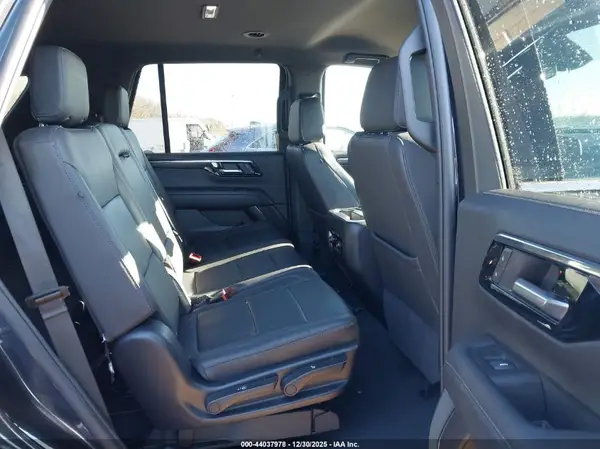 1GNS5NRD5SR191420 2025 CHEVROLET TAHOE - Image 8
