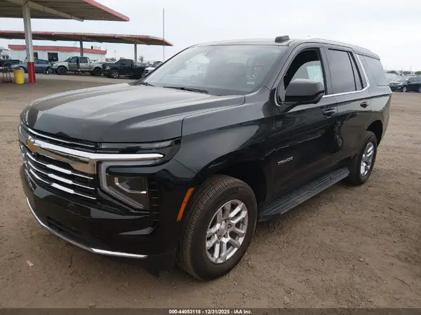 1GNS5NRD5SR199078 2025 CHEVROLET TAHOE - Image 2