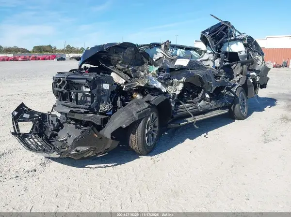 1GNS5NRD7SR259006 2025 CHEVROLET TAHOE - Image 2