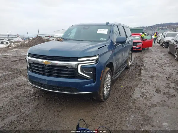 1GNS6BED5TR127414 2026 CHEVROLET SUBURBAN - Image 2