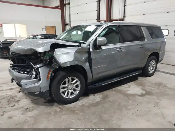 1GNS6BRD4SR216108 2025 CHEVROLET SUBURBAN - Image 2
