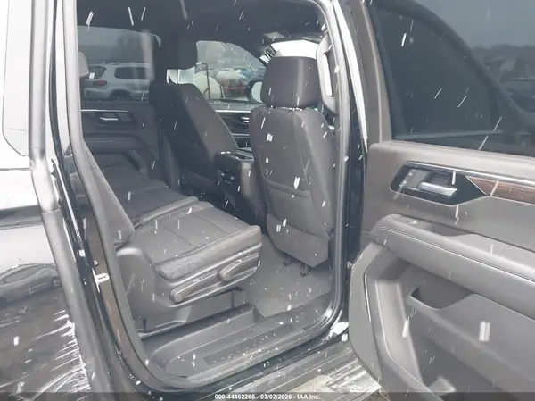1GNS6BRDXSR160398 2025 CHEVROLET SUBURBAN - Image 8