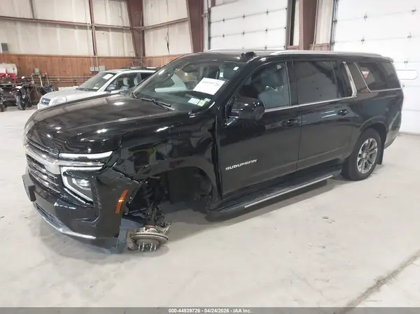1GNS6CRD3SR159275 2025 CHEVROLET SUBURBAN - Image 2