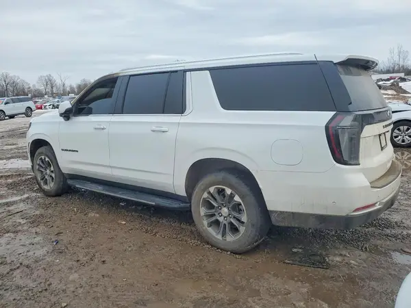 1GNS6CRD6SR163482 2025 CHEVROLET SUBURBAN - Image 2