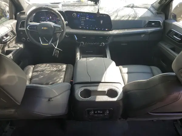 1GNS6CRD8SR287852 2025 CHEVROLET SUBURBAN - Image 8