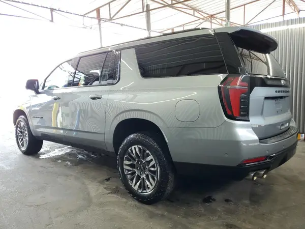1GNS6DRD2SR275296 2025 CHEVROLET SUBURBAN - Image 2