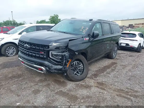 1GNS6DRD2SR309172 2025 CHEVROLET SUBURBAN - Image 2
