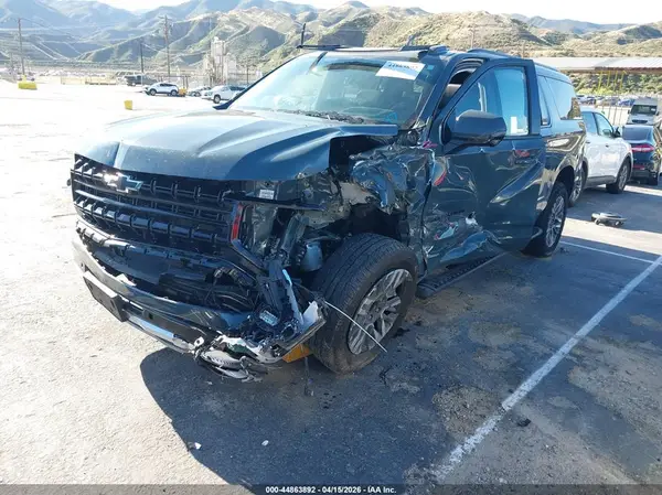 1GNS6DRD3SR323274 2025 CHEVROLET SUBURBAN - Image 2