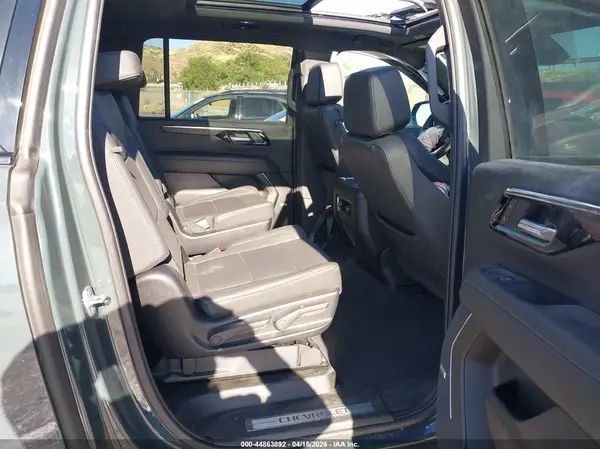 1GNS6DRD3SR323274 2025 CHEVROLET SUBURBAN - Image 8