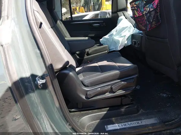 1GNS6DRD4SR207856 2025 CHEVROLET SUBURBAN - Image 8