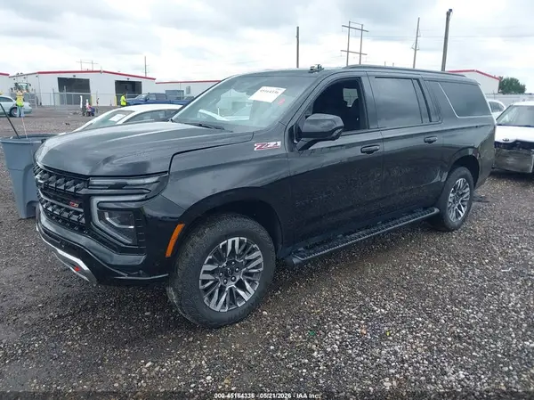 1GNS6DRD4SR217870 2025 CHEVROLET SUBURBAN - Image 2