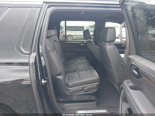 1GNS6DRD4SR217870 2025 CHEVROLET SUBURBAN - Image 8