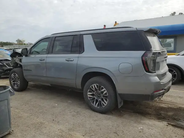 1GNS6DRDXSR328472 2025 CHEVROLET SUBURBAN - Image 2