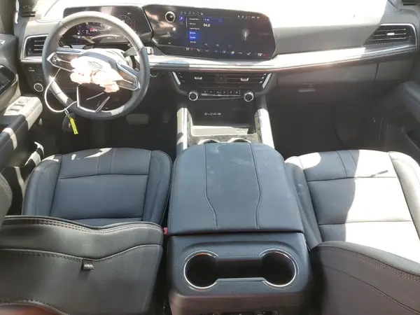 1GNS6ERD0SR134023 2025 CHEVROLET SUBURBAN - Image 8
