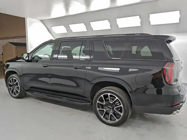 1GNS6ERD6SR157368 2025 CHEVROLET SUBURBAN - Image 2
