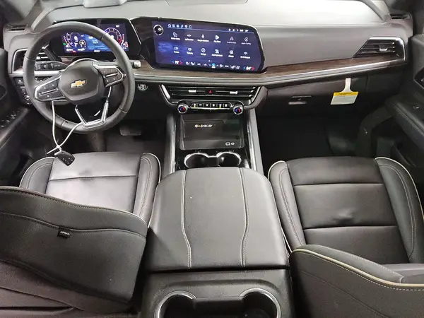 1GNS6FKD4TR102046 2026 CHEVROLET SUBURBAN - Image 8