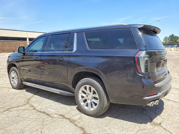 1GNS6FKDXTR182842 2026 CHEVROLET SUBURBAN - Image 2
