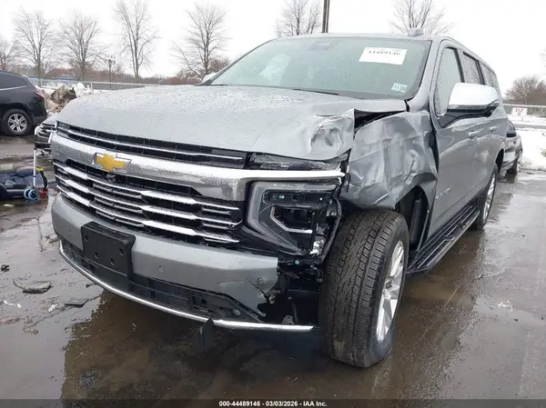 1GNS6FRD2SR181723 2025 CHEVROLET SUBURBAN - Image 2