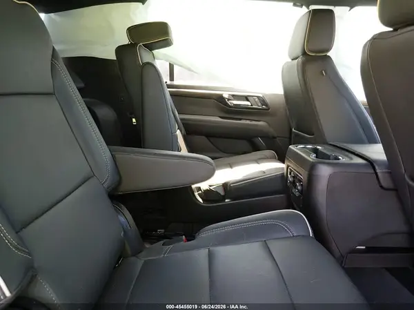 1GNS6FRD7SR392450 2025 CHEVROLET SUBURBAN - Image 8