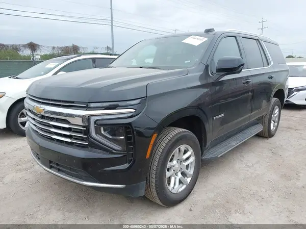 1GNS6NKD1TR256885 2026 CHEVROLET TAHOE - Image 2