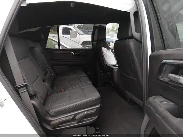 1GNS6NRD0SR343746 2025 CHEVROLET TAHOE - Image 8