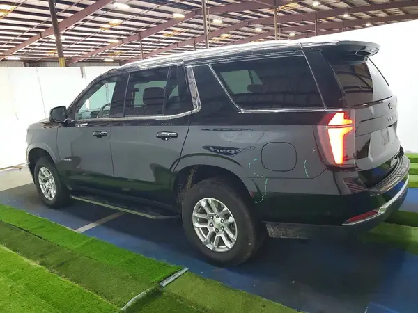 1GNS6NRD6SR185235 2025 CHEVROLET TAHOE - Image 2
