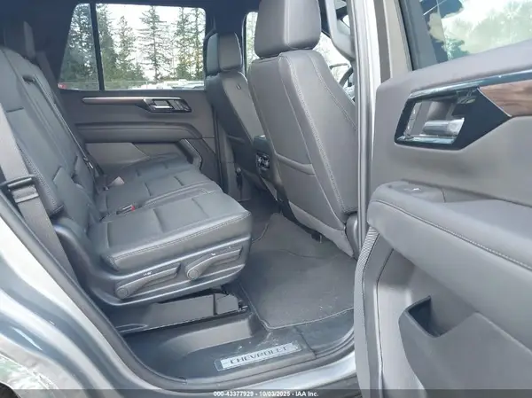 1GNS6NRD8SR302958 2025 CHEVROLET TAHOE - Image 8