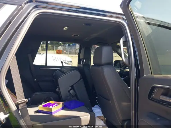 1GNS6NRDXSR200383 2025 CHEVROLET TAHOE - Image 8