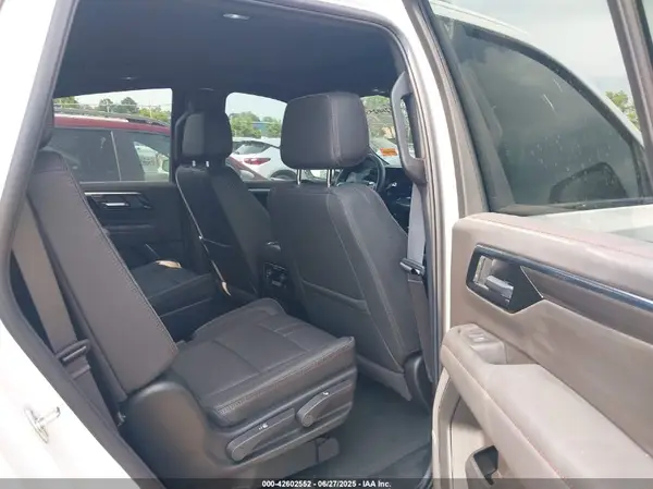 1GNS6RRD7SR121714 2025 CHEVROLET TAHOE - Image 8