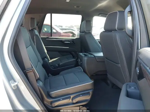 1GNS6SRD5SR135604 2025 CHEVROLET TAHOE - Image 8