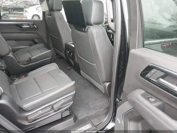 1GNS6SRDXSR278242 2025 CHEVROLET TAHOE - Image 8