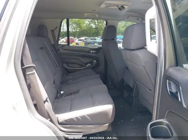 1GNSCAEC1HR302257 2017 CHEVROLET TAHOE - Image 8