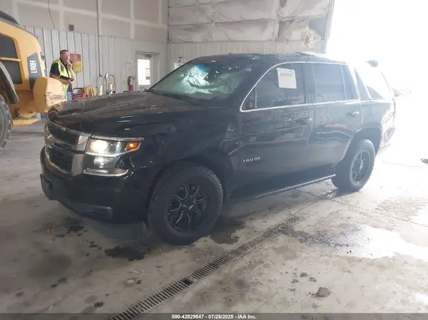1GNSCAEC1JR142211 2018 CHEVROLET TAHOE - Image 2