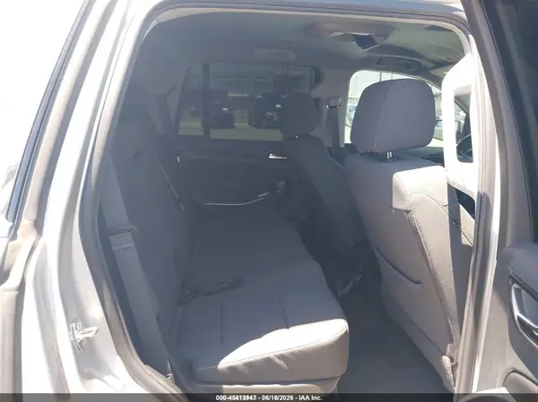 1GNSCAEC1KR101787 2019 CHEVROLET TAHOE - Image 8