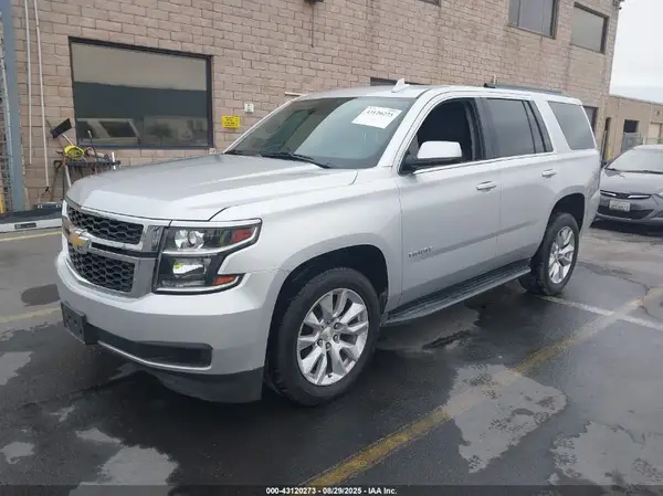 1GNSCAEC2LR171364 2020 CHEVROLET TAHOE - Image 2
