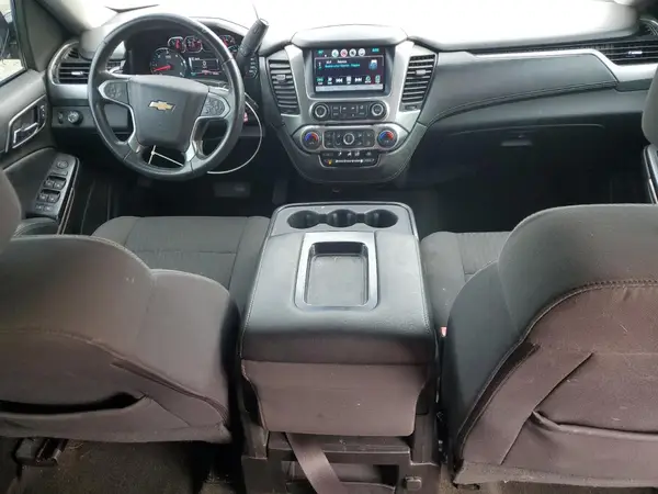 1GNSCAEC3HR353484 2017 CHEVROLET TAHOE - Image 8