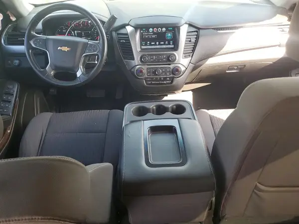 1GNSCAEC5KR256925 2019 CHEVROLET TAHOE - Image 8