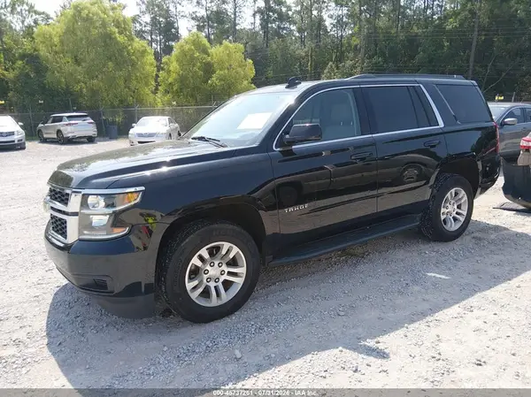 1GNSCAEC8LR267452 2020 CHEVROLET TAHOE - Image 2